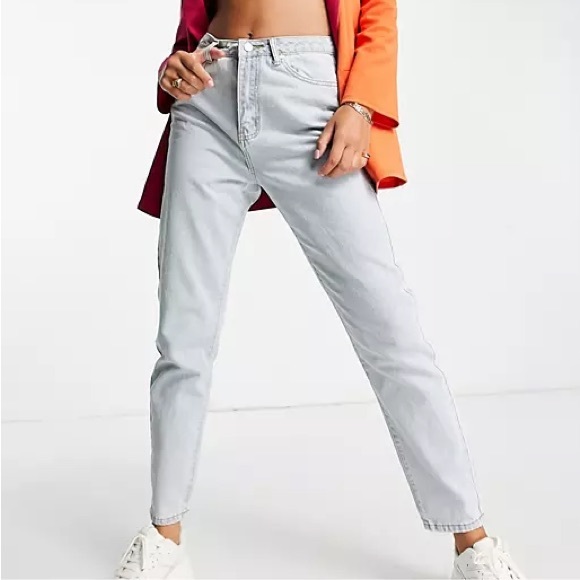Missguided | Riot Mom Jean in Light Blue - MBLUE - Picture 1 of 6